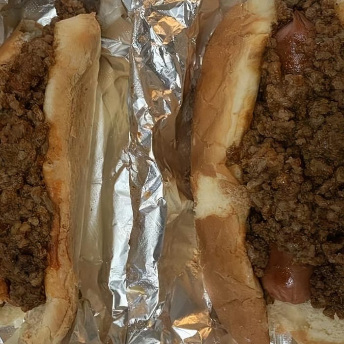 Chili Hotdog Sandwich (2 Pieces).